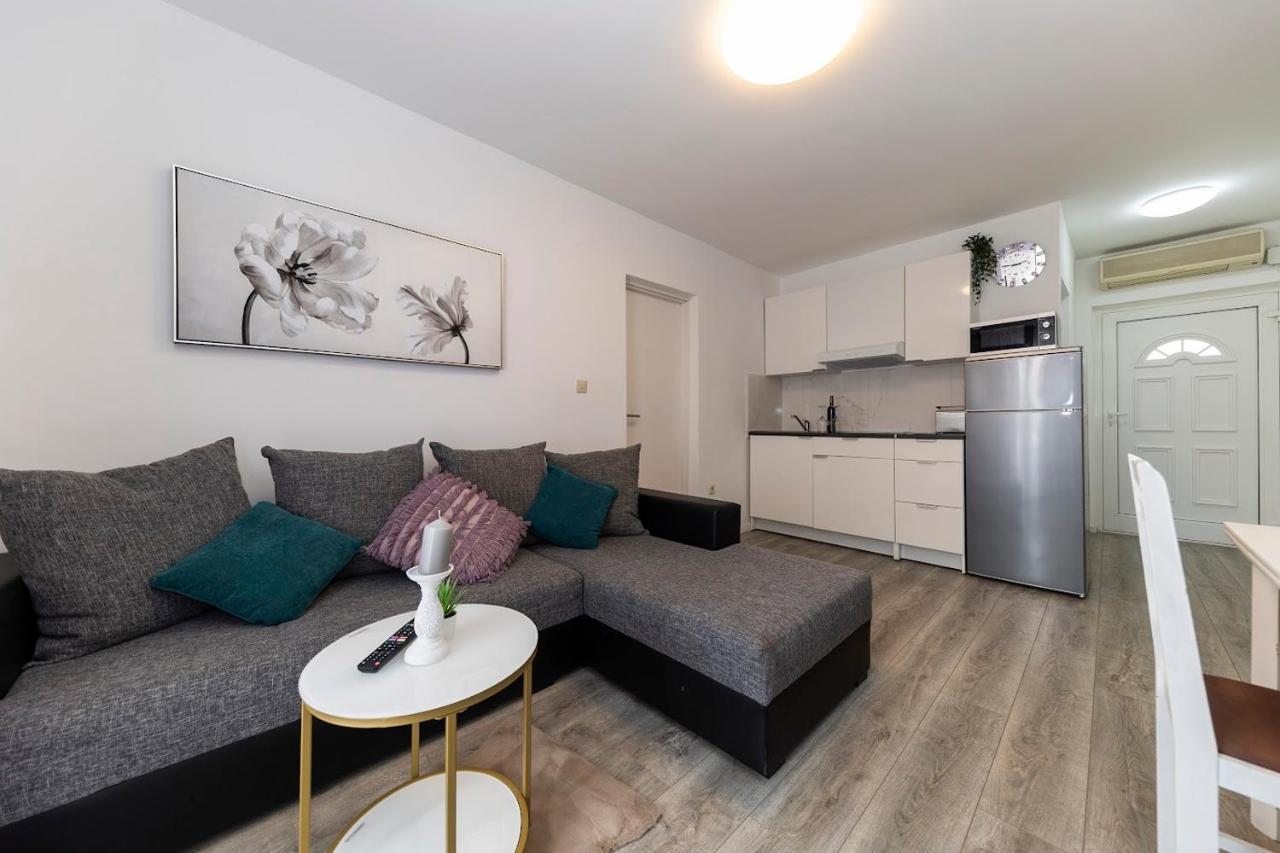 Apartament Micic